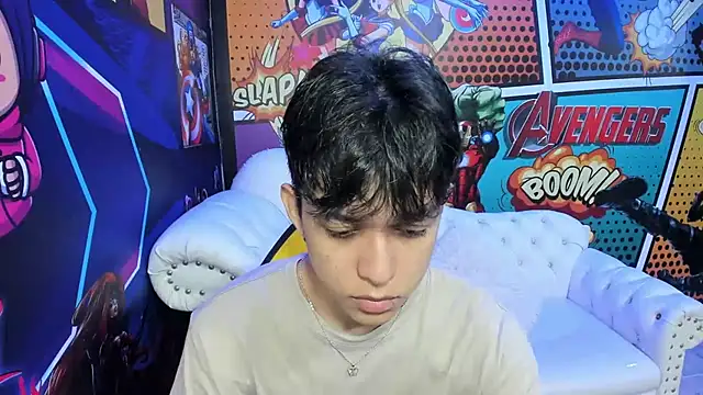 Snapshot of jisuscat chatting on 03.06.25 jisuscat online show from 03.06.25