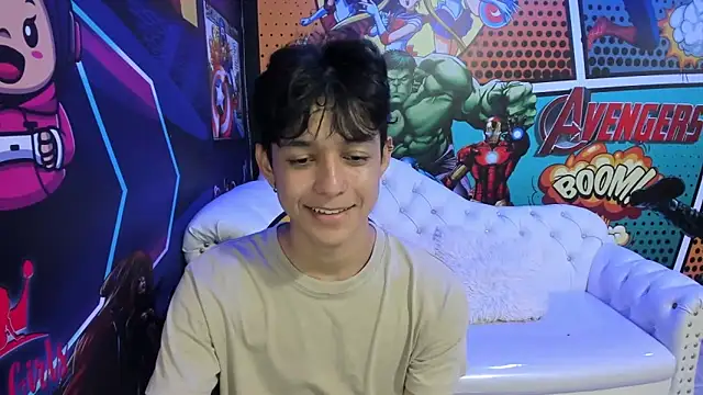 Snapshot of jisuscat chatting on 03.19.25 jisuscat online show from 03.19.25