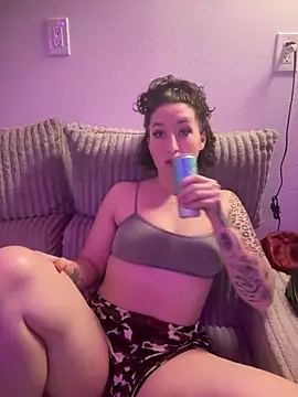 Snapshot of ParkerGYATT chatting on 03.25.26 ParkerGYATT online show from 03.25.26