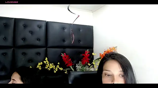 Carolaine01 online show from 02.24.25