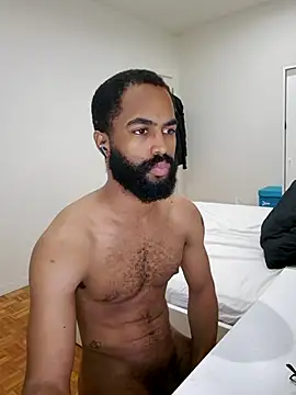 Snapshot of kevi_cocks chatting on 09.16.25 kevi cocks online show from 09.16.25