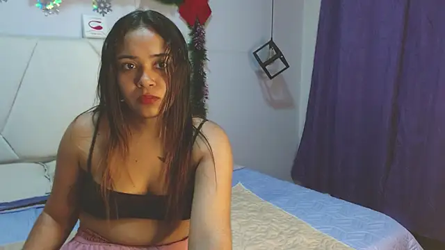 Snapshot of majut_1 chatting on 01.08.25 majut 1 online show from 01.08.25