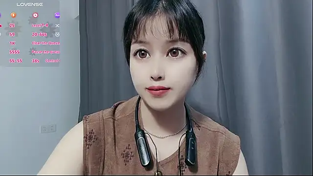 Lucky-xiuxiu online show from 10.18.25