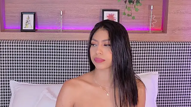 AbieHills online show from 03.13.25