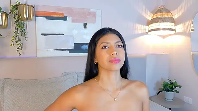 AbieHills online show from 11.20.25