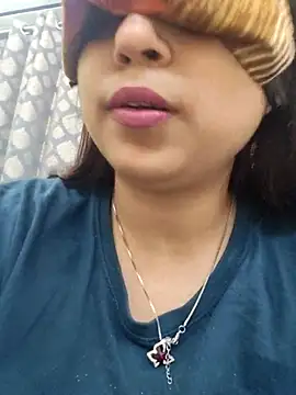 shreya1765 online show from 11.11.25