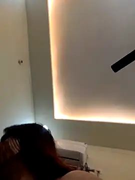 shreya1765 online show from 12.03.25