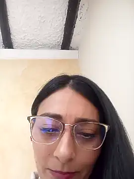 BELLA--26 online show from 01.15.25
