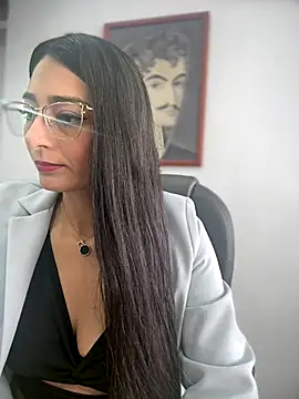 BELLA--26 online show from 11.03.25