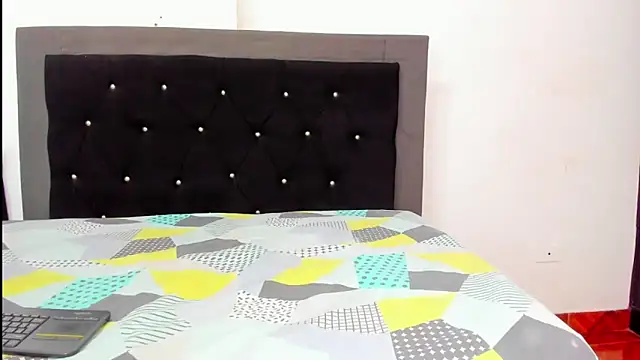 violetadumsper online show from 02.04.25