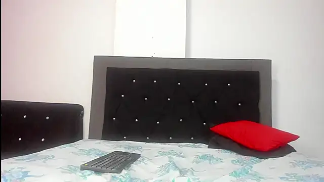 violetadumsper online show from 02.21.25