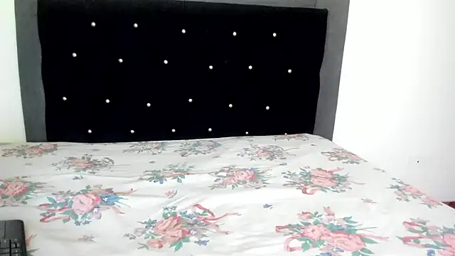 violetadumsper online show from 10.20.25