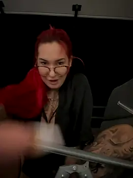 Mia-Fuchs online show from 09.20.25