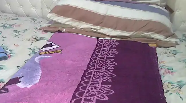 Snapshot of shenghotty45 chatting on 02.20.25 shenghotty45 online show from 02.20.25