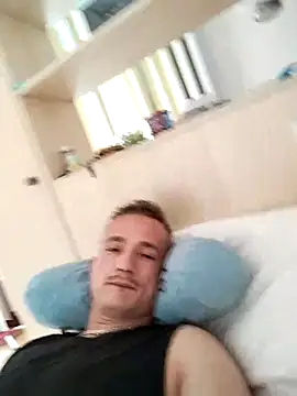 frankthefuck69 online show from 10.14.25