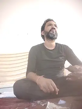 Snapshot of MAGNETICDADDY8 chatting on 10.04.25 MAGNETICDADDY8 online show from 10.04.25