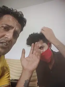 Snapshot of MAGNETICDADDY8 chatting on 10.05.25 MAGNETICDADDY8 online show from 10.05.25