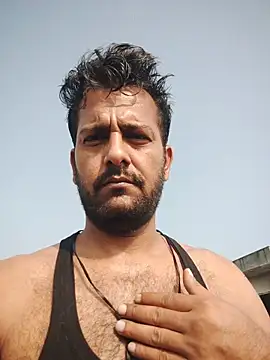 MAGNETICDADDY8 online show from 11.05.25