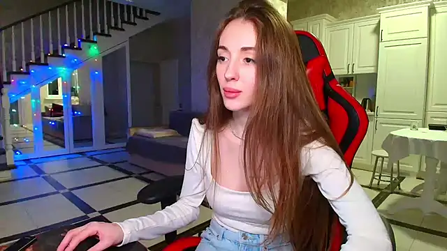 Snapshot of Evelyn_Mooree chatting on 01.12.25 Evelyn Mooree online show from 01.12.25