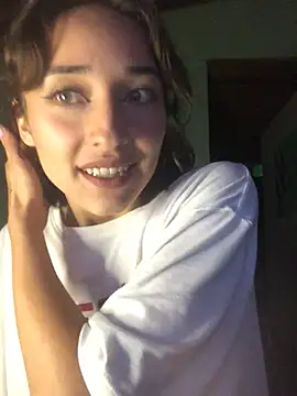 NickiYoung online show from 01.05.25