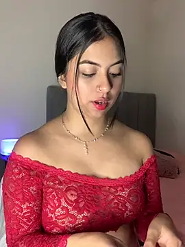 Snapshot of Julii- chatting on 01.23.25 Julii- online show from 01.23.25