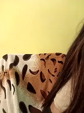 Snapshot of Stripper_Maahi chatting on 02.14.25 Stripper Maahi online show from 02.14.25