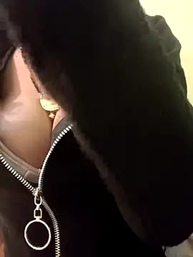 Snapshot of Stripper_Maahi chatting on 02.16.25 Stripper Maahi online show from 02.16.25