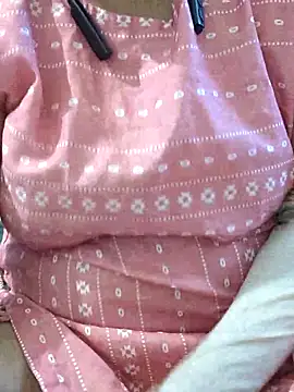 Snapshot of mallupriyapriya chatting on 09.20.25 mallupriyapriya online show from 09.20.25