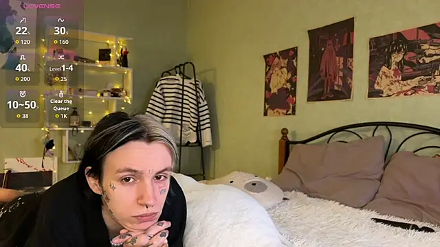 Snapshot of VeryRare_TwinS chatting on 10.05.25 VeryRare TwinS online show from 10.05.25