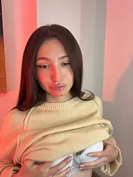 Maddy Jones online show from 01.17.25