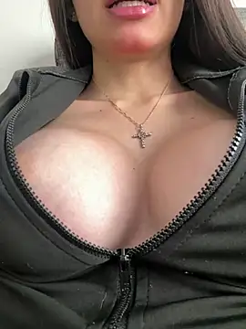 Maddy Jones online show from 01.23.25