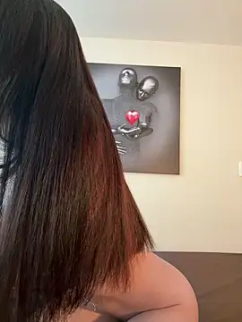 Maddy Jones online show from 02.17.25