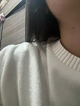 Maddy Jones online show from 02.22.25