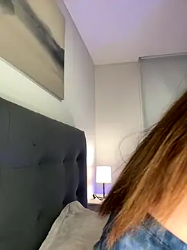 Maddy Jones online show from 10.14.25