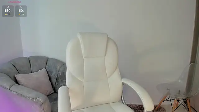 Snapshot of NiiaEvanss chatting on 01.18.25 NiiaEvanss online show from 01.18.25