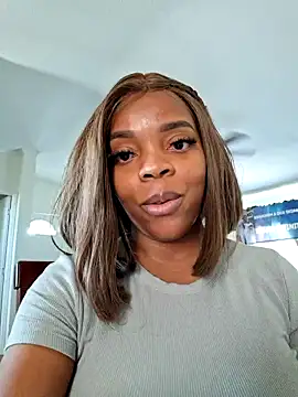 Snapshot of Sade_summer chatting on 01.03.25 Sade summer online show from 01.03.25