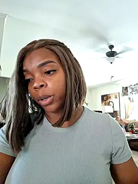 Snapshot of Sade_summer chatting on 01.03.25 Sade summer online show from 01.03.25