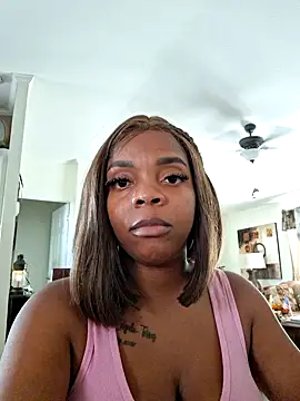 Snapshot of Sade_summer chatting on 01.07.25 Sade summer online show from 01.07.25