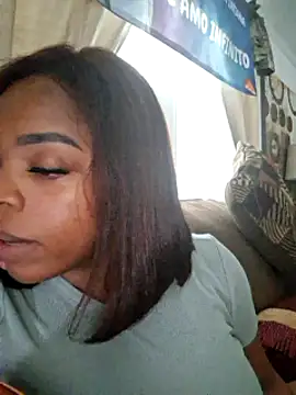Snapshot of Sade_summer chatting on 01.13.25 Sade summer online show from 01.13.25