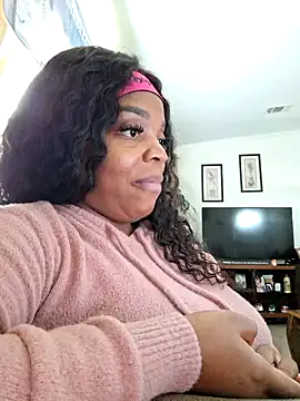 Snapshot of Sade_summer chatting on 01.22.25 Sade summer online show from 01.22.25