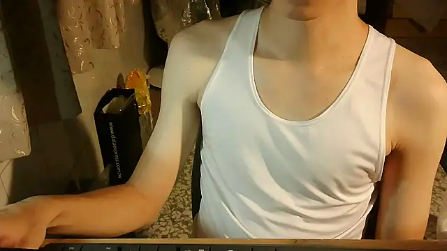 KYU890428 online show from 10.09.25