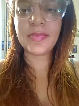 Snapshot of AliceRuivinha2 chatting on 01.16.25 AliceRuivinha2 online show from 01.16.25