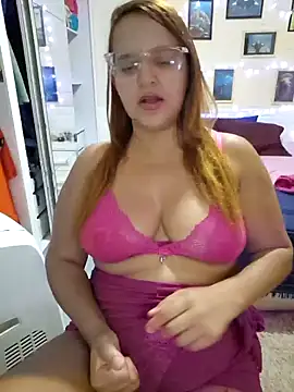 Snapshot of AliceRuivinha2 chatting on 01.20.25 AliceRuivinha2 online show from 01.20.25