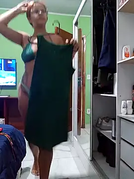 AliceRuivinha2 online show from 04.06.26