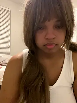 AwkwardJasminee online show from 01.12.26