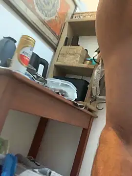 Snapshot of GoloZeusMax chatting on 10.17.25 GoloZeusMax online show from 10.17.25