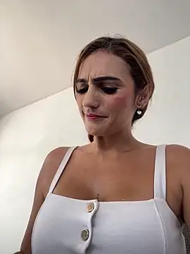 Samantha bigboobs online show from 02.17.25