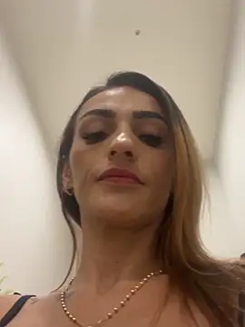 Samantha bigboobs online show from 12.22.25