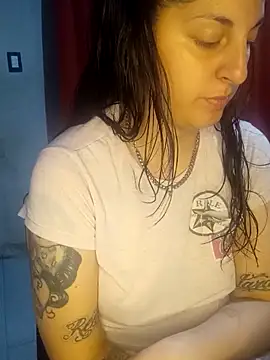 Snapshot of Camilita0 chatting on 10.11.25 Camilita0 online show from 10.11.25