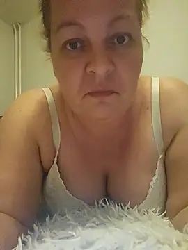 RyleeSherry online show from 02.14.25